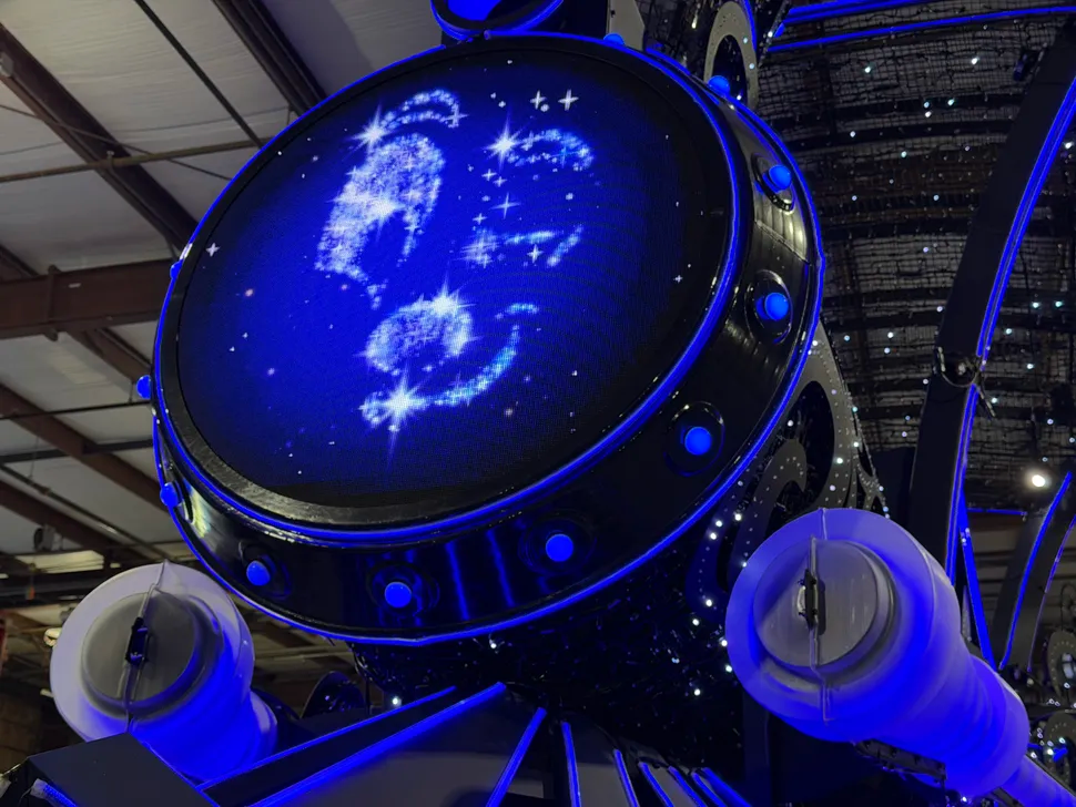 Trang phục chiếu sáng bằng LED