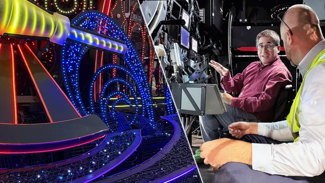 Xe diễu hành với ánh sáng rực rỡ