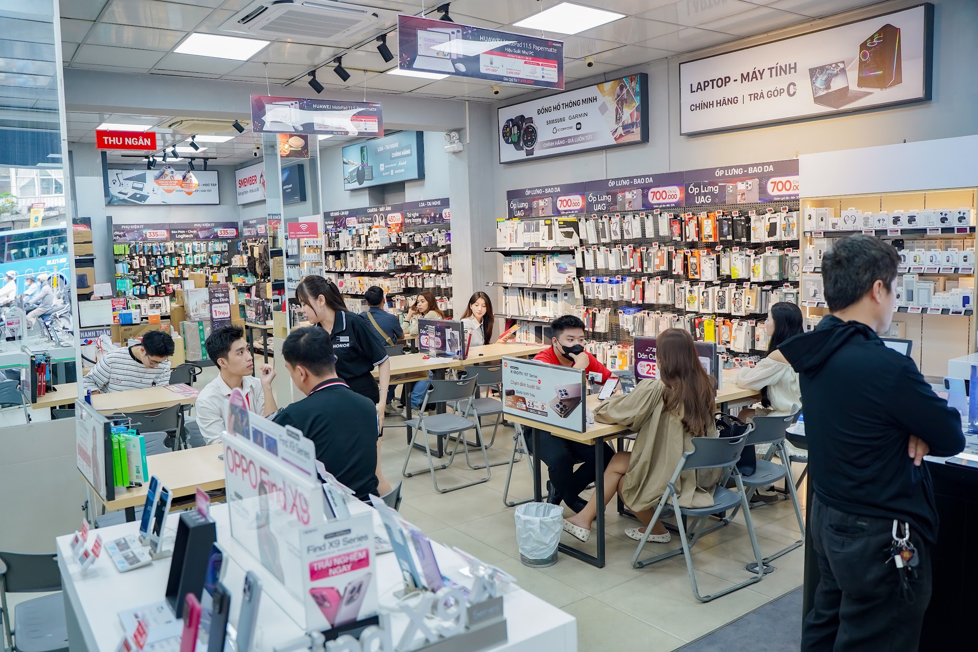 Sản phẩm công nghệ giảm giá tại CellphoneS